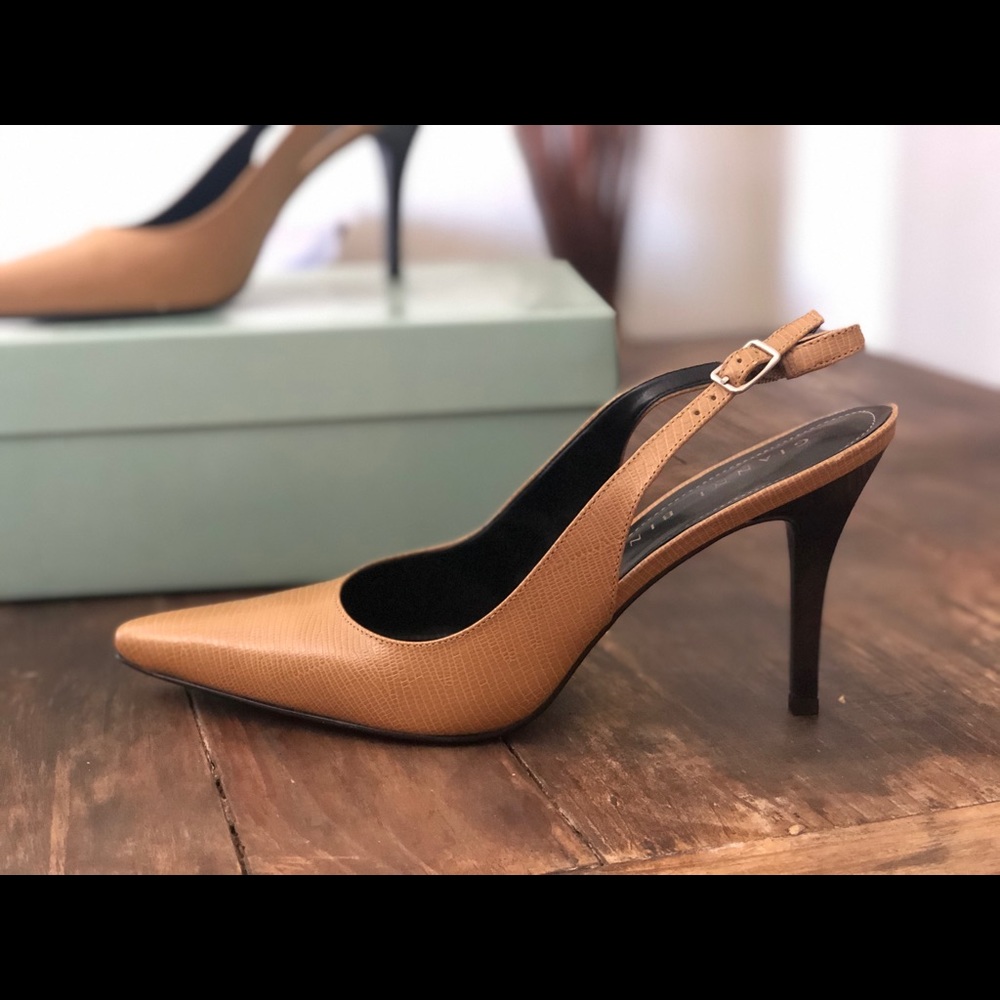 Gianni Bini Pointed Toe Pumps Sling Back NWOT